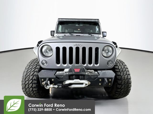 Used 2014 Jeep Wrangler Unlimited Rubicon w/ Connectivity Group AWD/4WD image 2