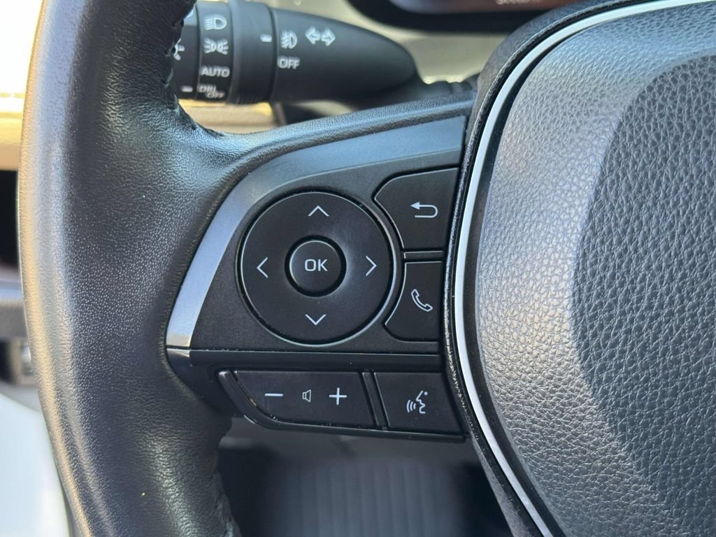 Used 2025 Toyota RAV4 Limited w/ Weather Package AWD/4WD image 19