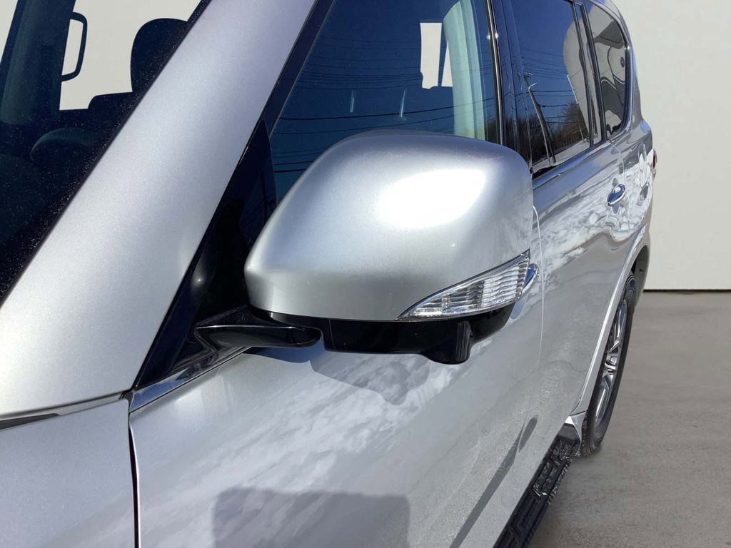 Used 2024 Nissan Armada SL image 11