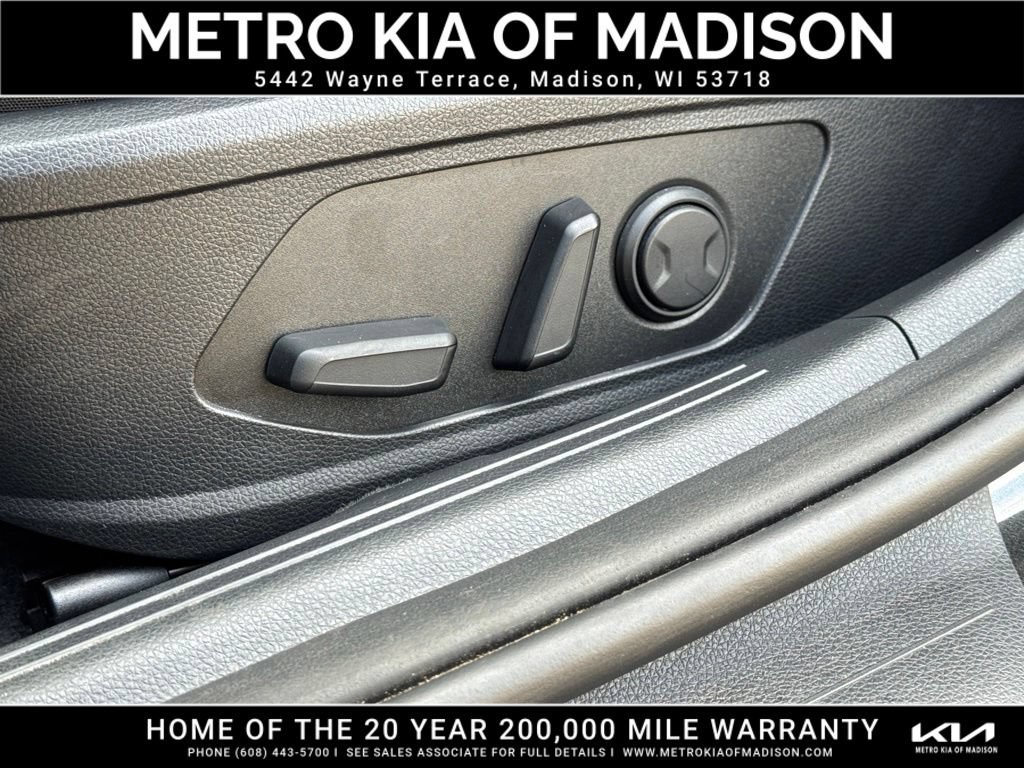 Used 2025 Kia K5 EX FWD image 16