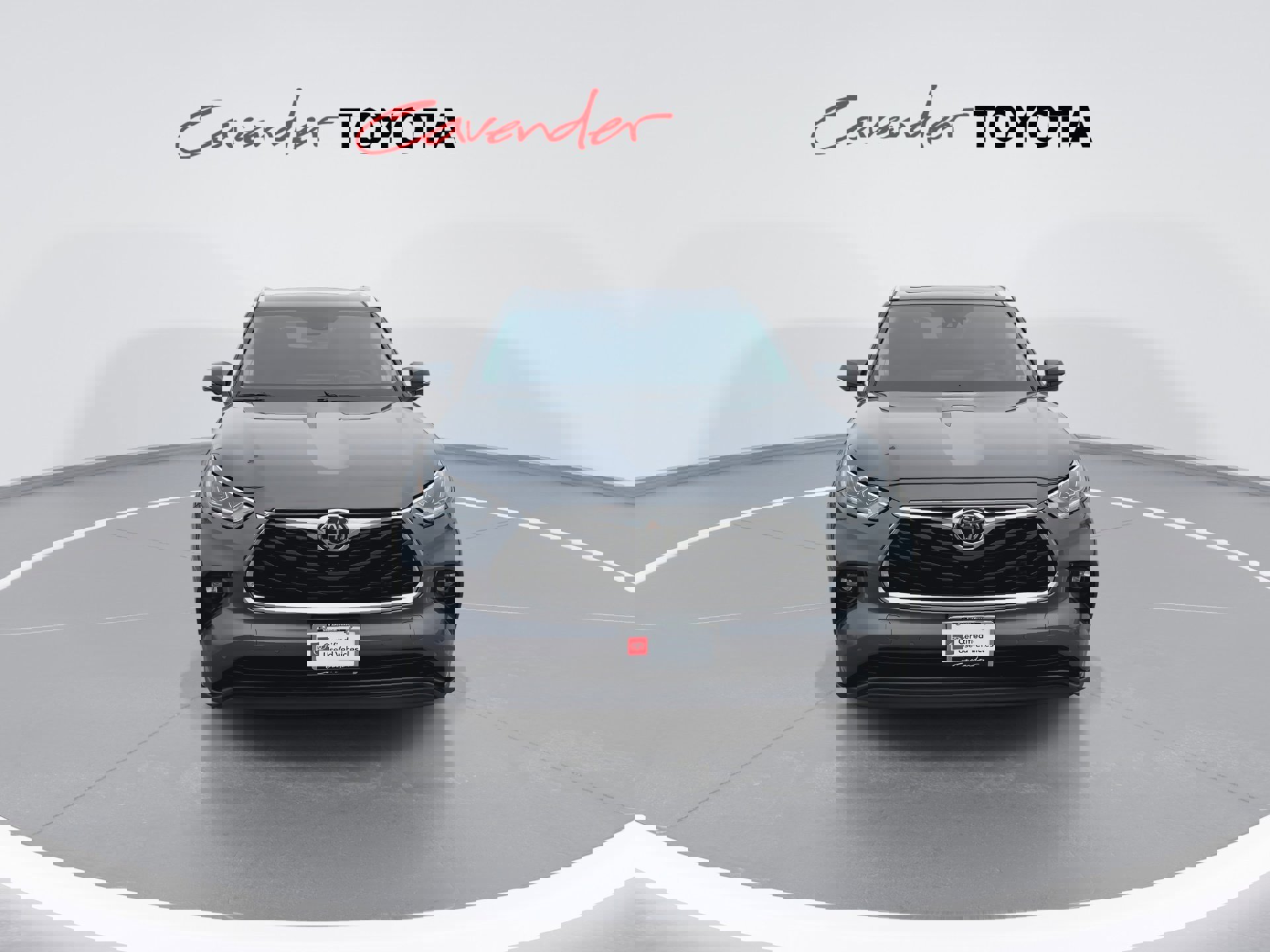 Used 2024 Toyota Highlander Limited image 3