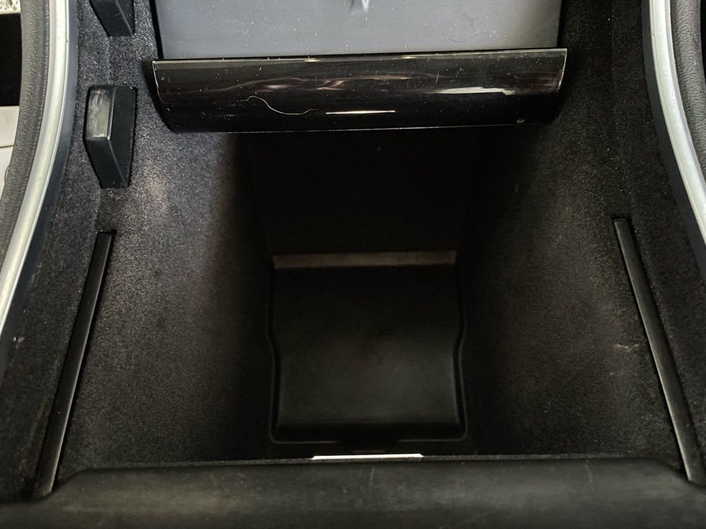 Used 2021 Tesla Model Y Performance image 25