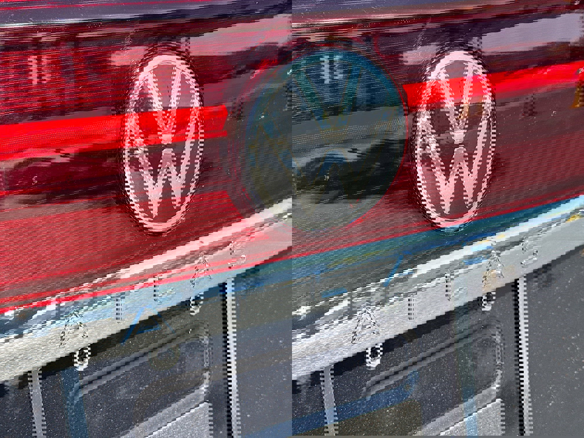 New 2025 Volkswagen Atlas Cross Sport SEL Premium R-Line image 19