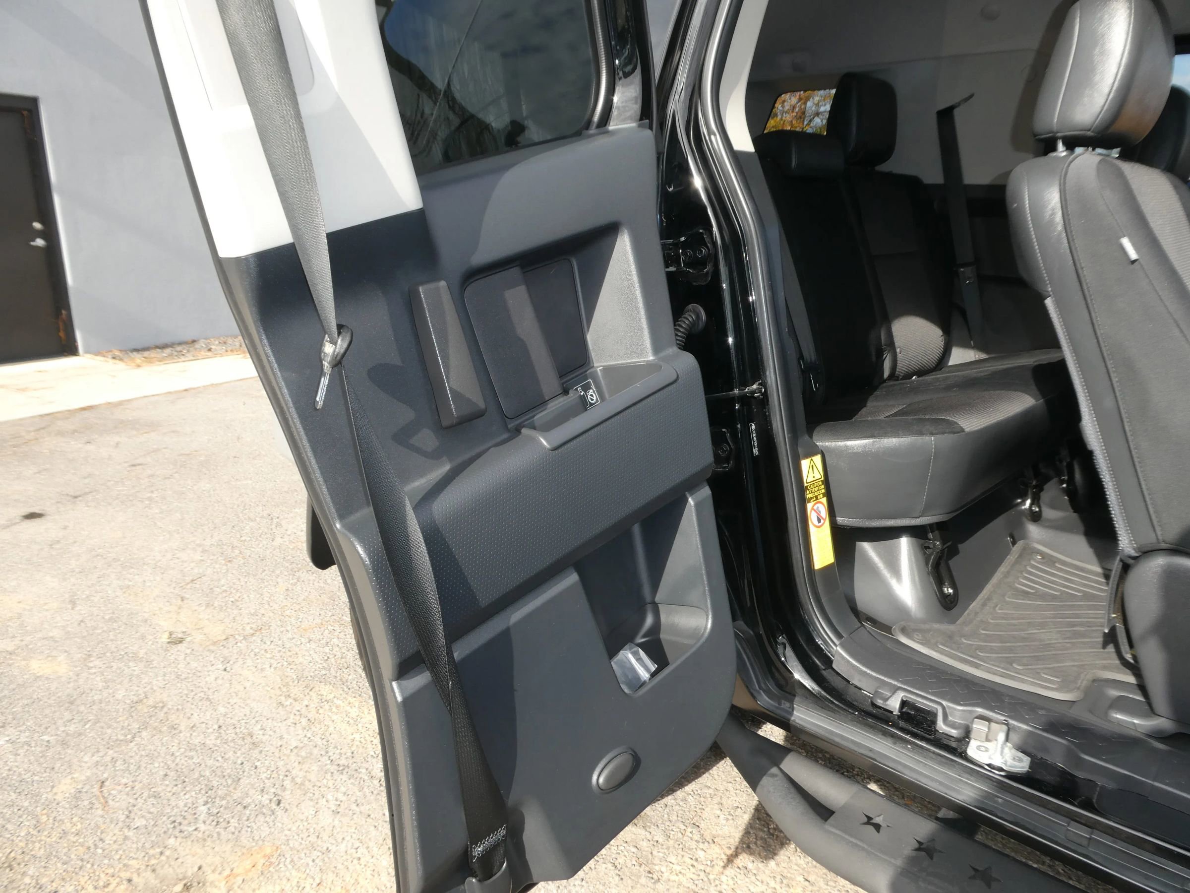 Used 2012 Toyota FJ Cruiser 4WD image 23