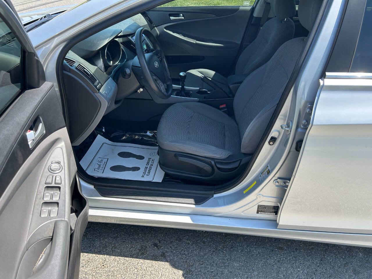 Used 2011 Hyundai Sonata GLS image 13