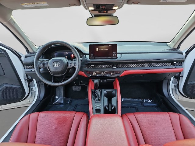 Used 2023 Honda Accord EX image 11