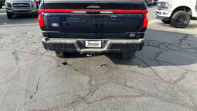 Used 2024 Ford F150 Lightning Lariat AWD/4WD image 18