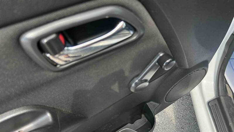 Used 2010 Chevrolet Colorado W/T RWD image 13