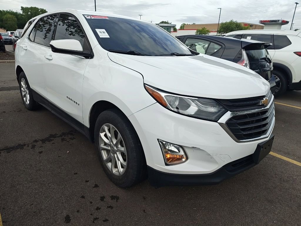 Used 2020 Chevrolet Equinox LT w/ Driver Convenience Package FWD image 3