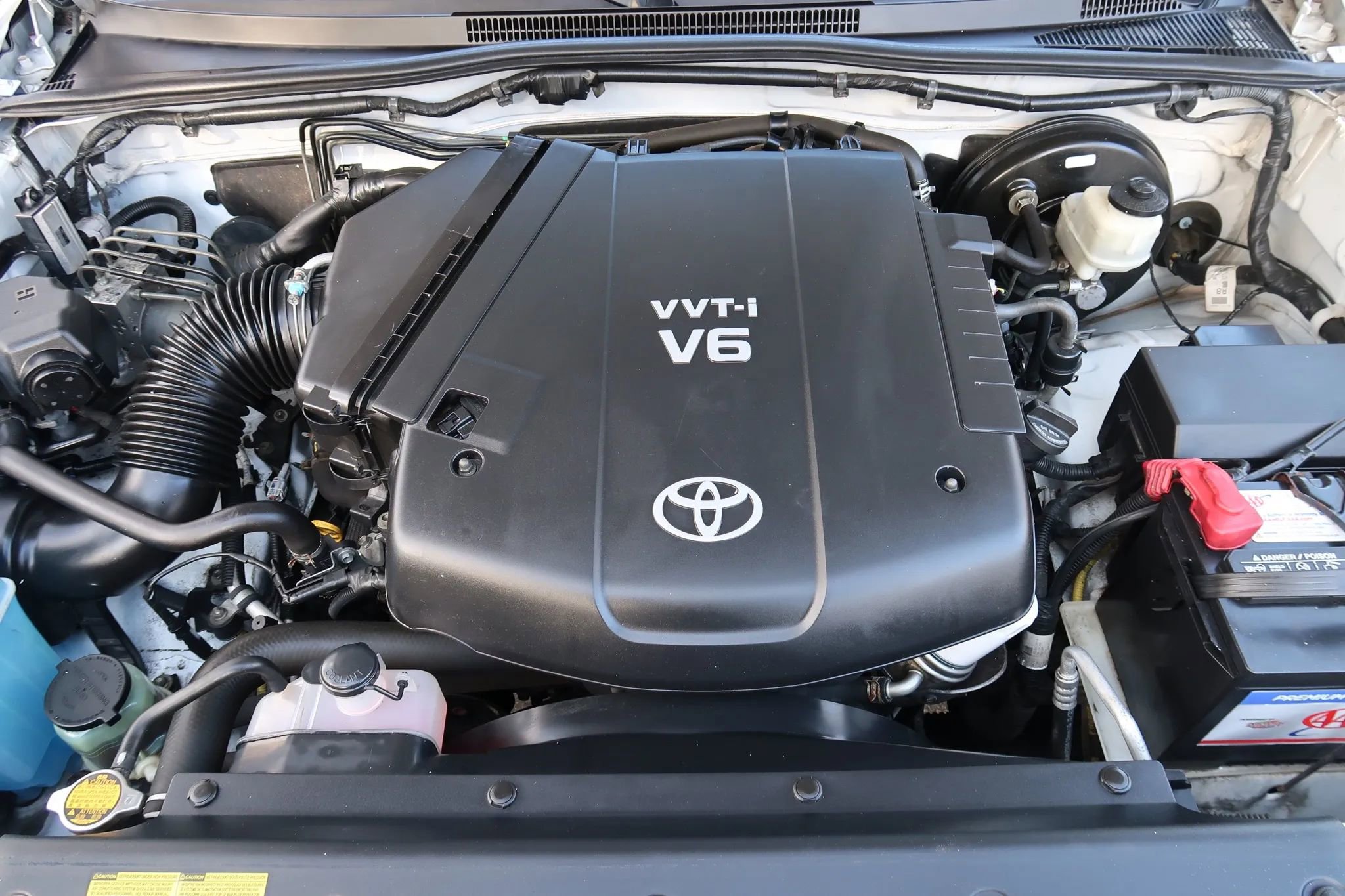 Used 2014 Toyota Tacoma PreRunner w/ SR5 Package RWD image 26