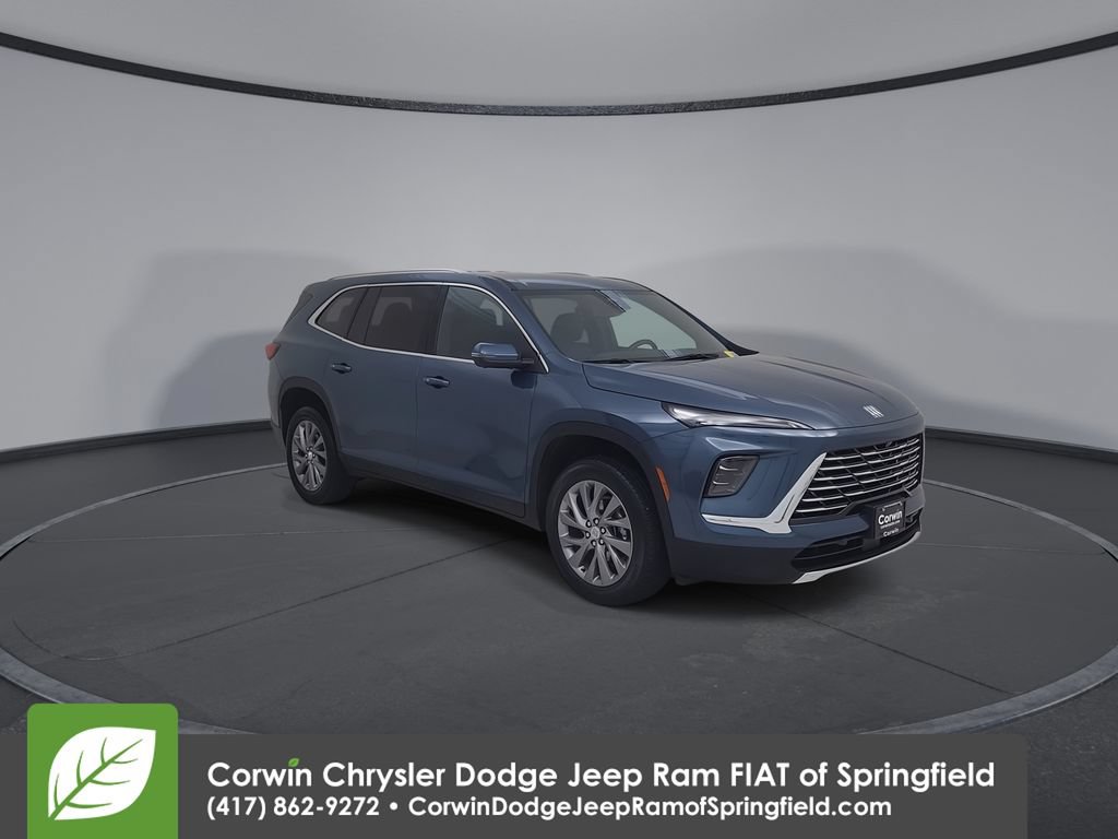 Used 2025 Buick Enclave Preferred AWD/4WD image 3