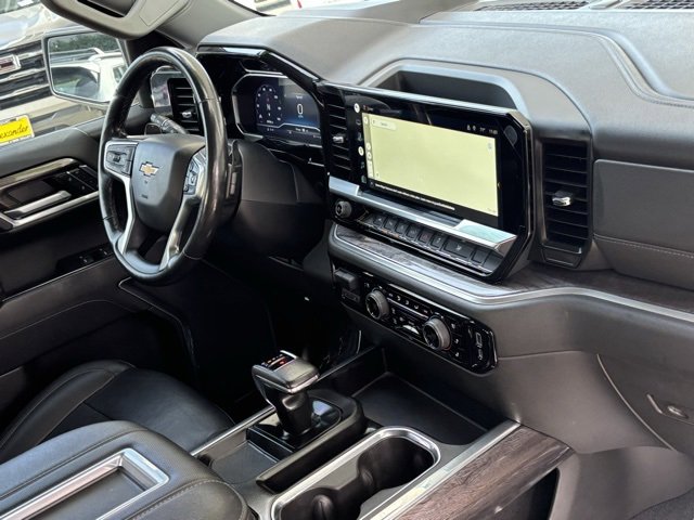 Used 2022 Chevrolet Silverado 1500 LTZ w/ Technology Package image 25