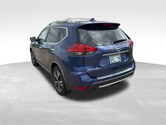 Used 2017 Nissan Rogue SL w/ SL Premium Package FWD image 6