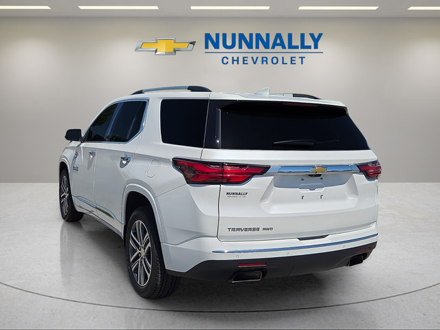 Used 2023 Chevrolet Traverse High Country AWD/4WD image 3