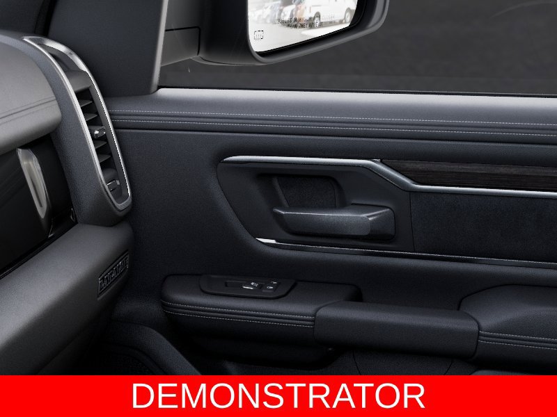New 2026 RAM 1500 Laramie AWD/4WD image 25