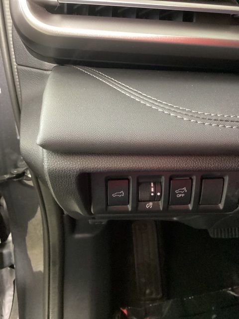 Used 2023 Subaru Outback Limited image 20