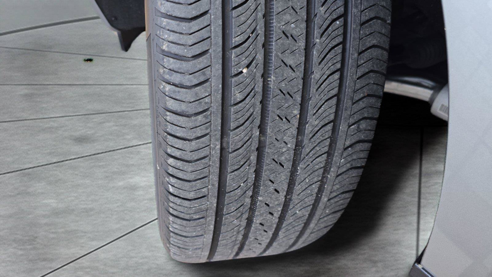 Used 2023 Buick Envision Avenir FWD image 33