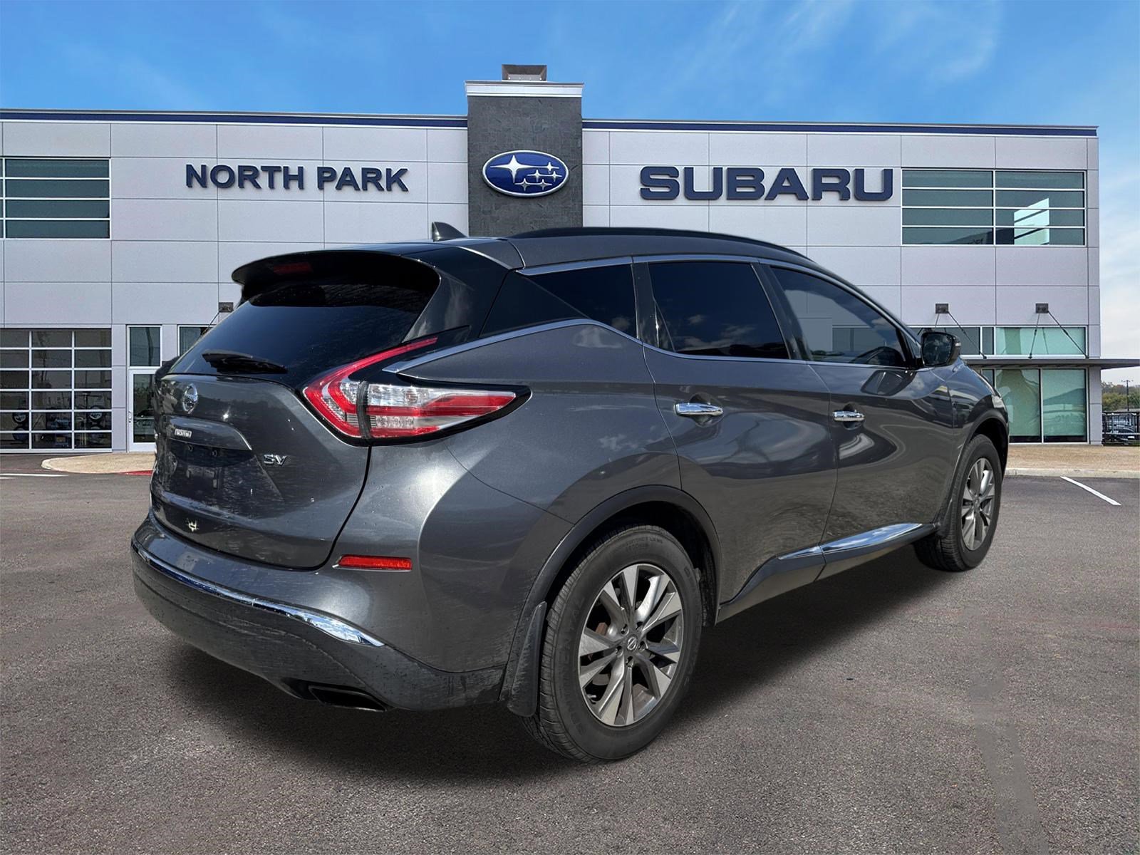 Used 2016 Nissan Murano SV FWD image 3