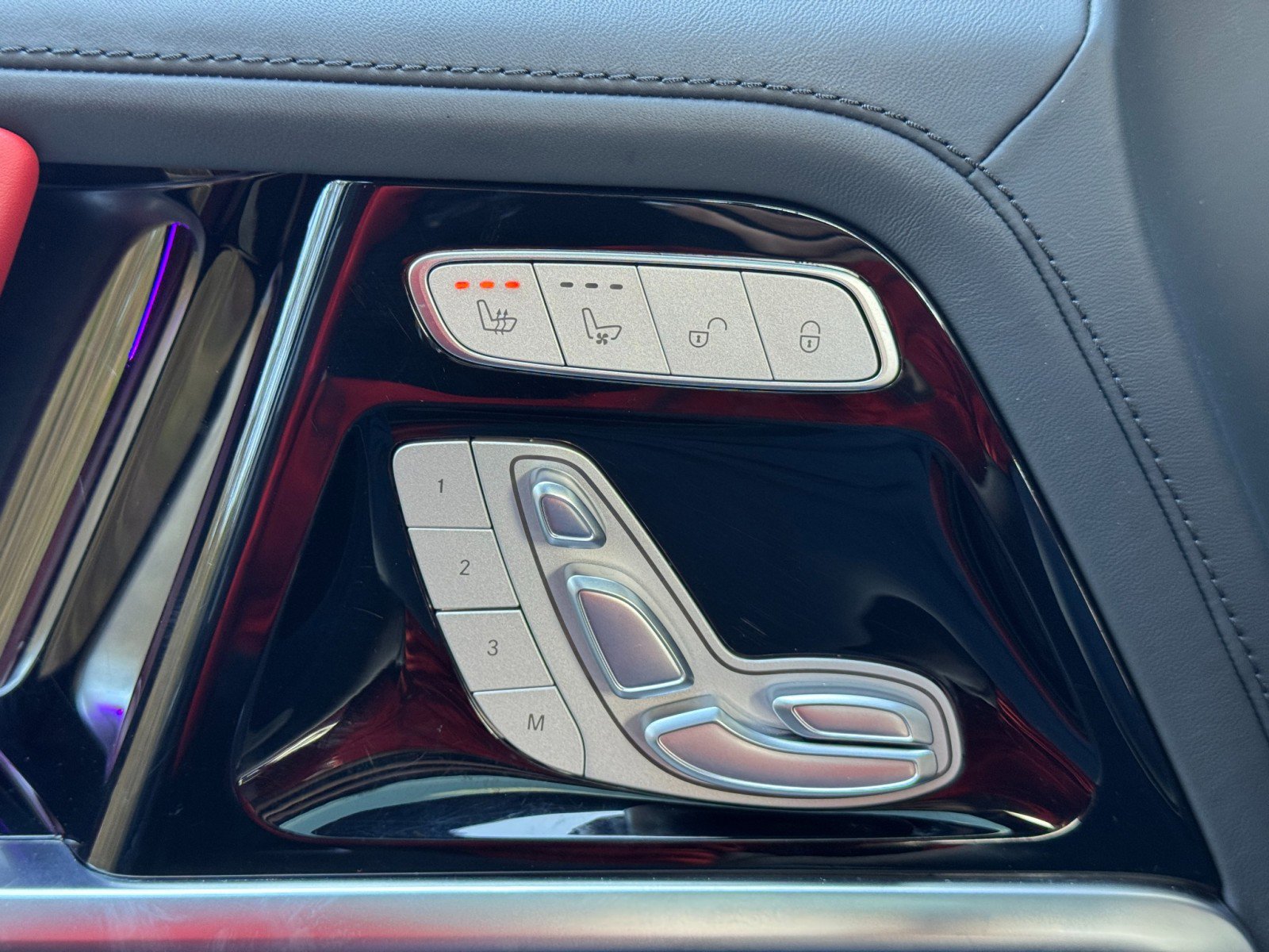 Used 2022 Mercedes-Benz G 63 AMG Squared image 18