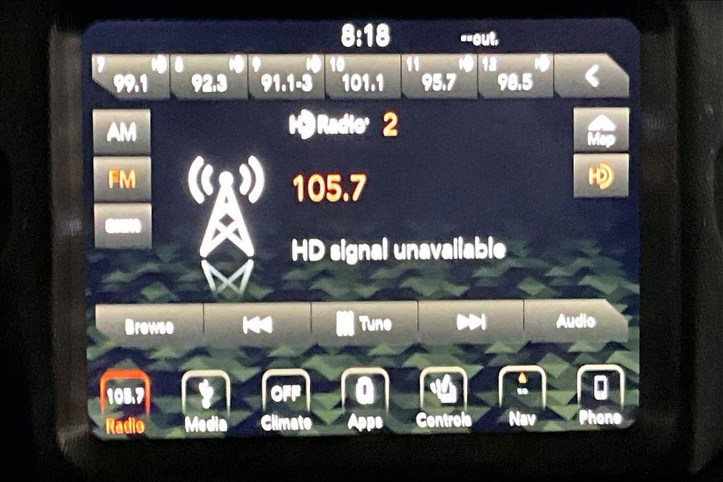 Used 2019 Jeep Wrangler Unlimited Sahara image 20