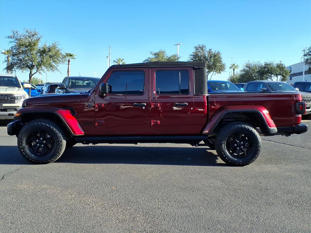 Used 2022 Jeep Gladiator Willys image 2