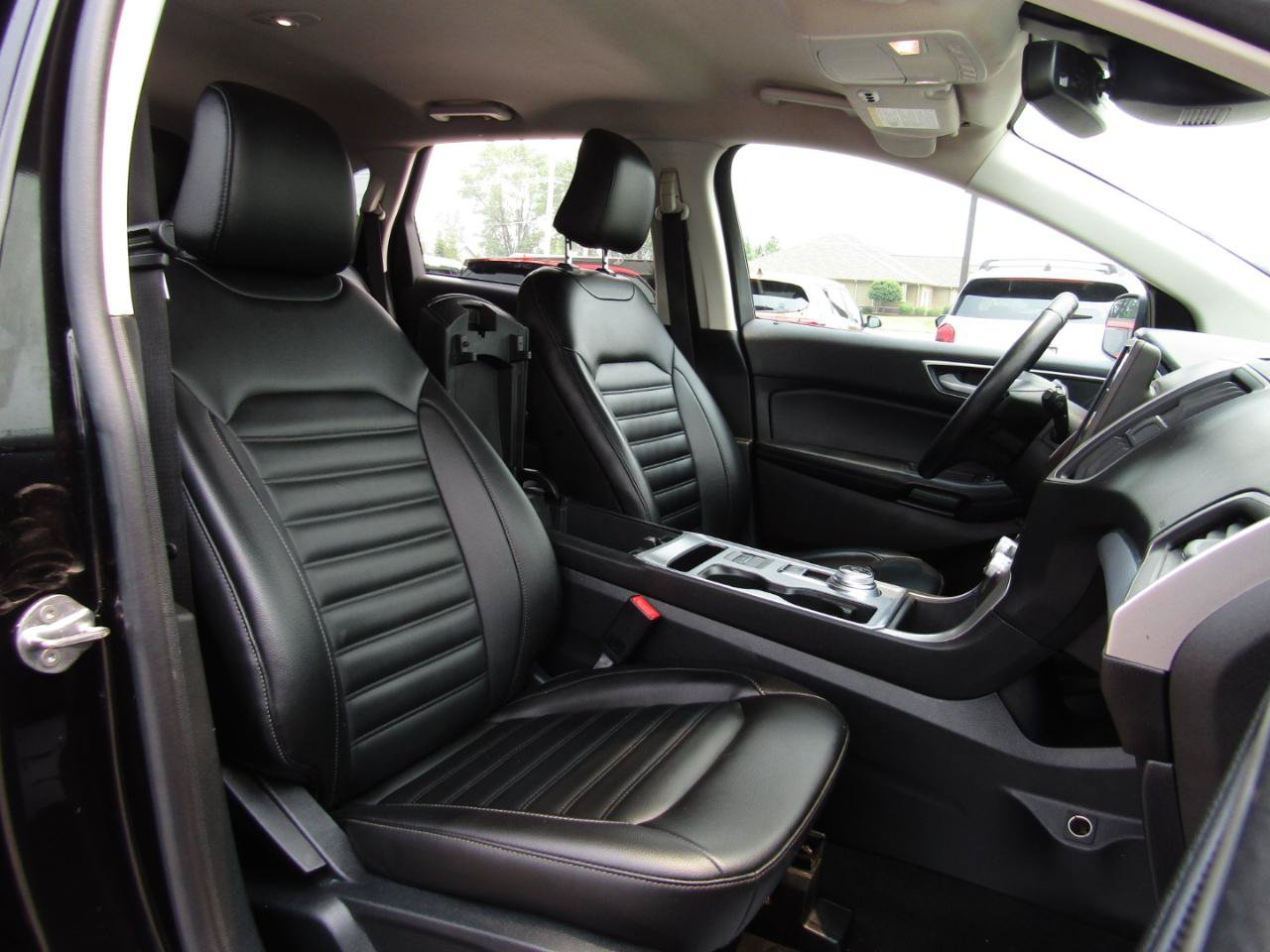 Used 2021 Ford Edge SEL w/ Convenience Package AWD/4WD image 24