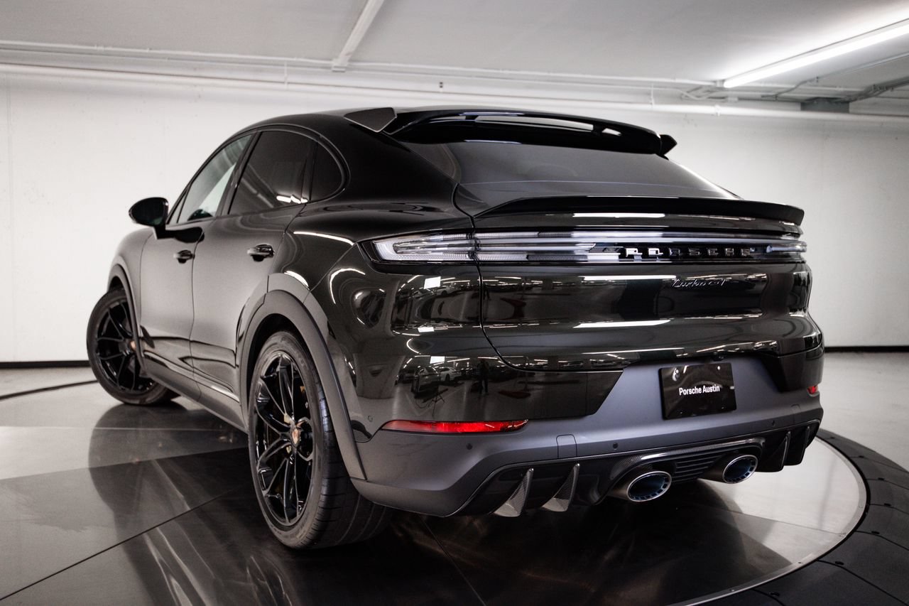 Certified 2025 Porsche Cayenne Turbo GT AWD/4WD image 3