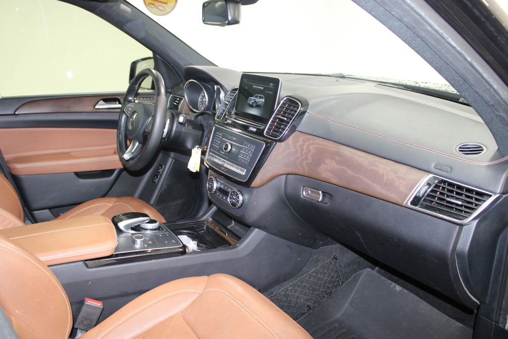 Used 2018 Mercedes-Benz GLS 450 4MATIC image 30