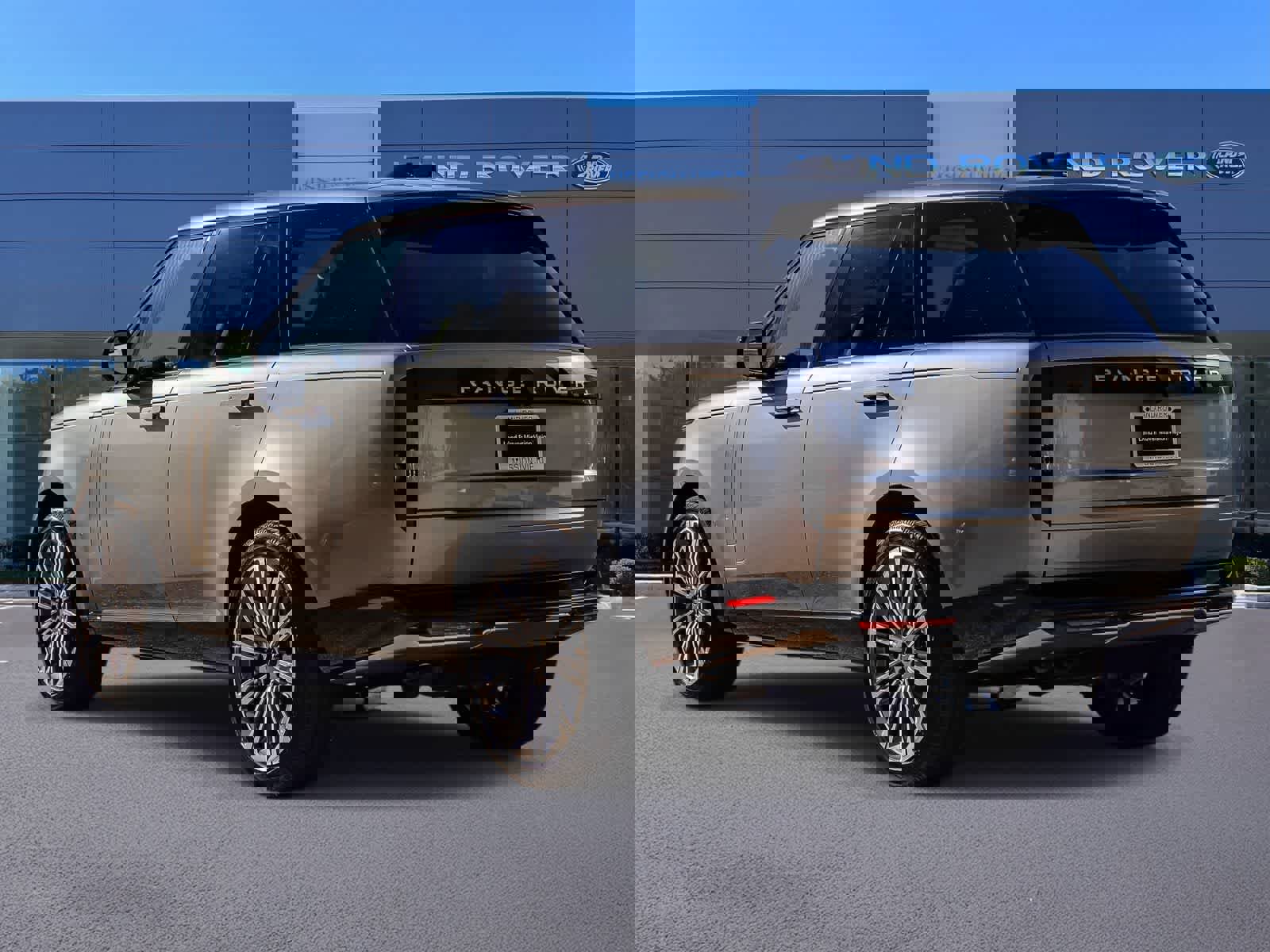 New 2026 Land Rover Range Rover SE image 6