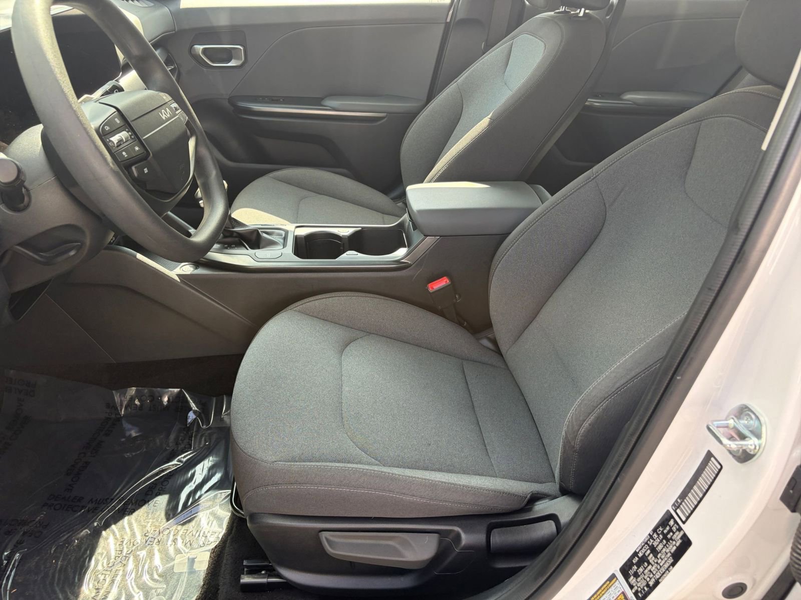 Used 2025 Kia K4 FWD image 25