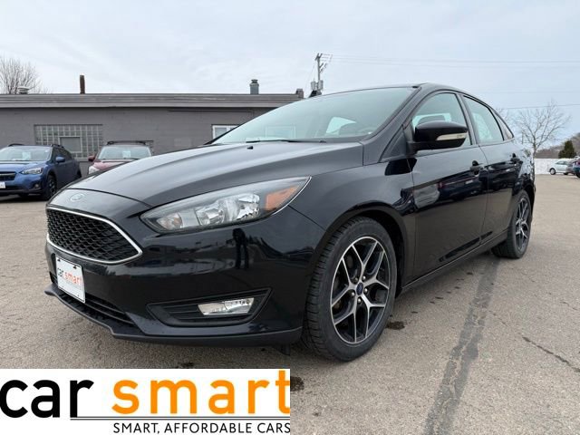 Used 2017 Ford Focus SEL image 1