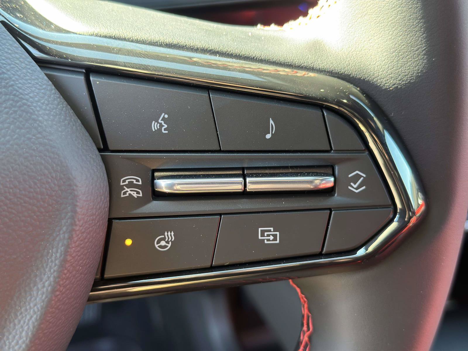 New 2026 Chevrolet Equinox EV RS w/ LPO, Illumination Package FWD image 15