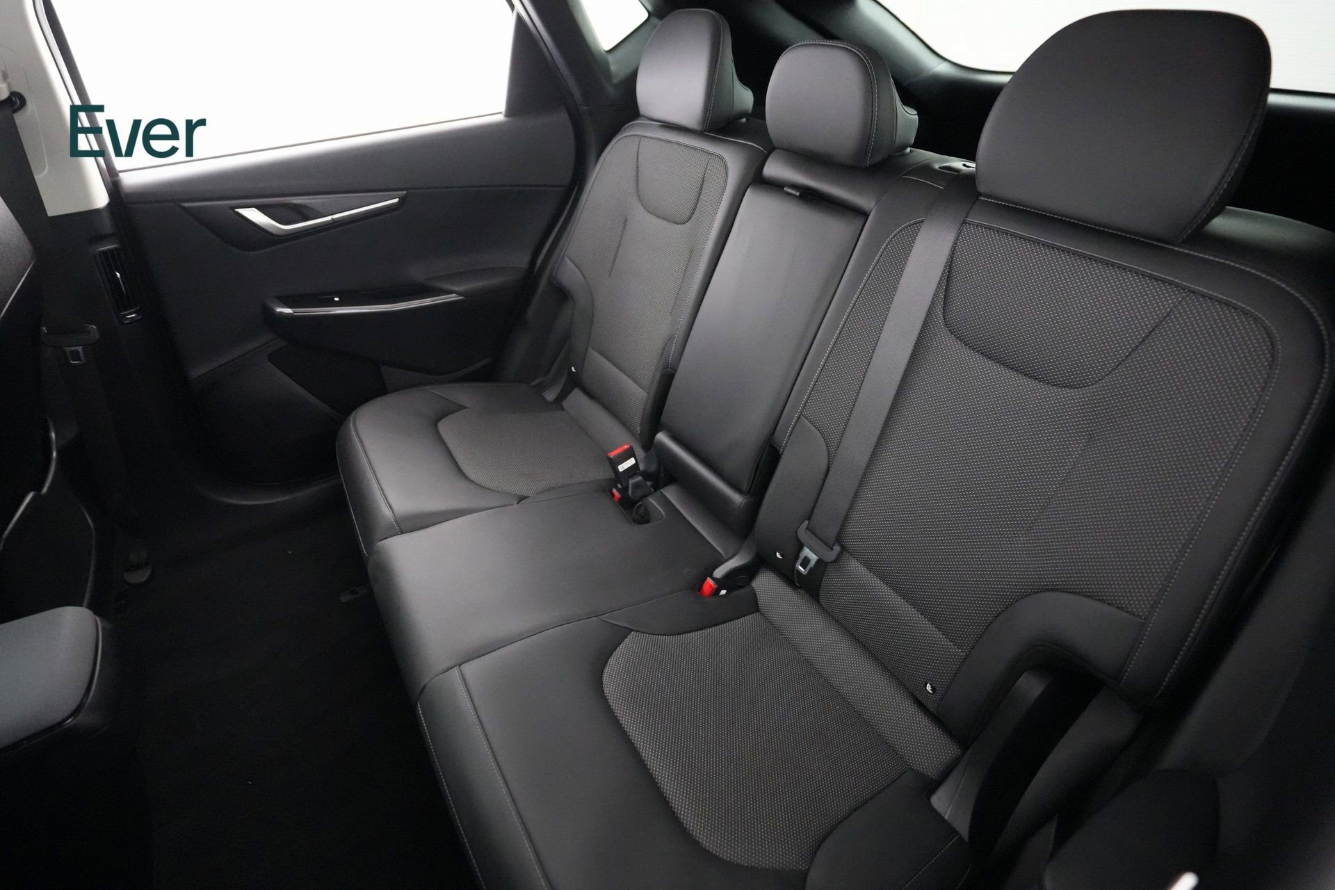 Used 2024 Kia EV6 Light image 10