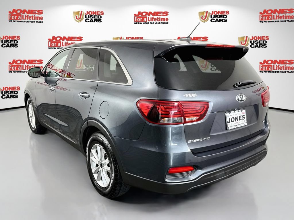 Used 2020 Kia Sorento FWD V6 image 2