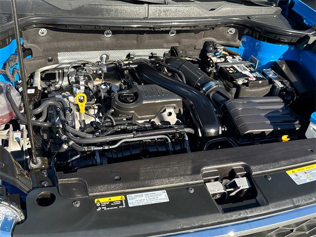 Certified 2023 Volkswagen Taos SE w/ Panoramic Sunroof Package image 14