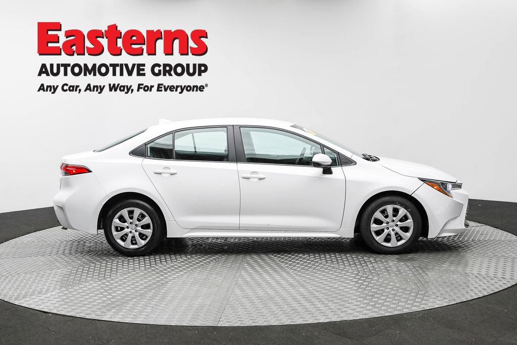 Used 2024 Toyota Corolla LE image 4