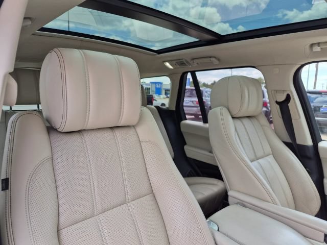 Used 2017 Land Rover Range Rover Autobiography AWD/4WD image 15