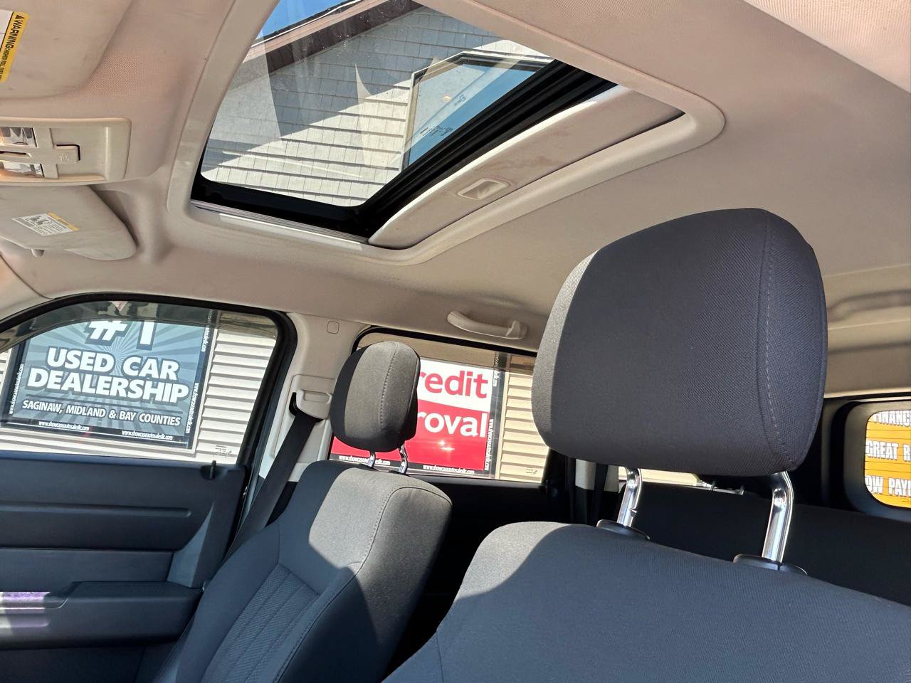 Used 2011 Dodge Nitro Heat w/ Chrome Accents Group AWD/4WD image 18