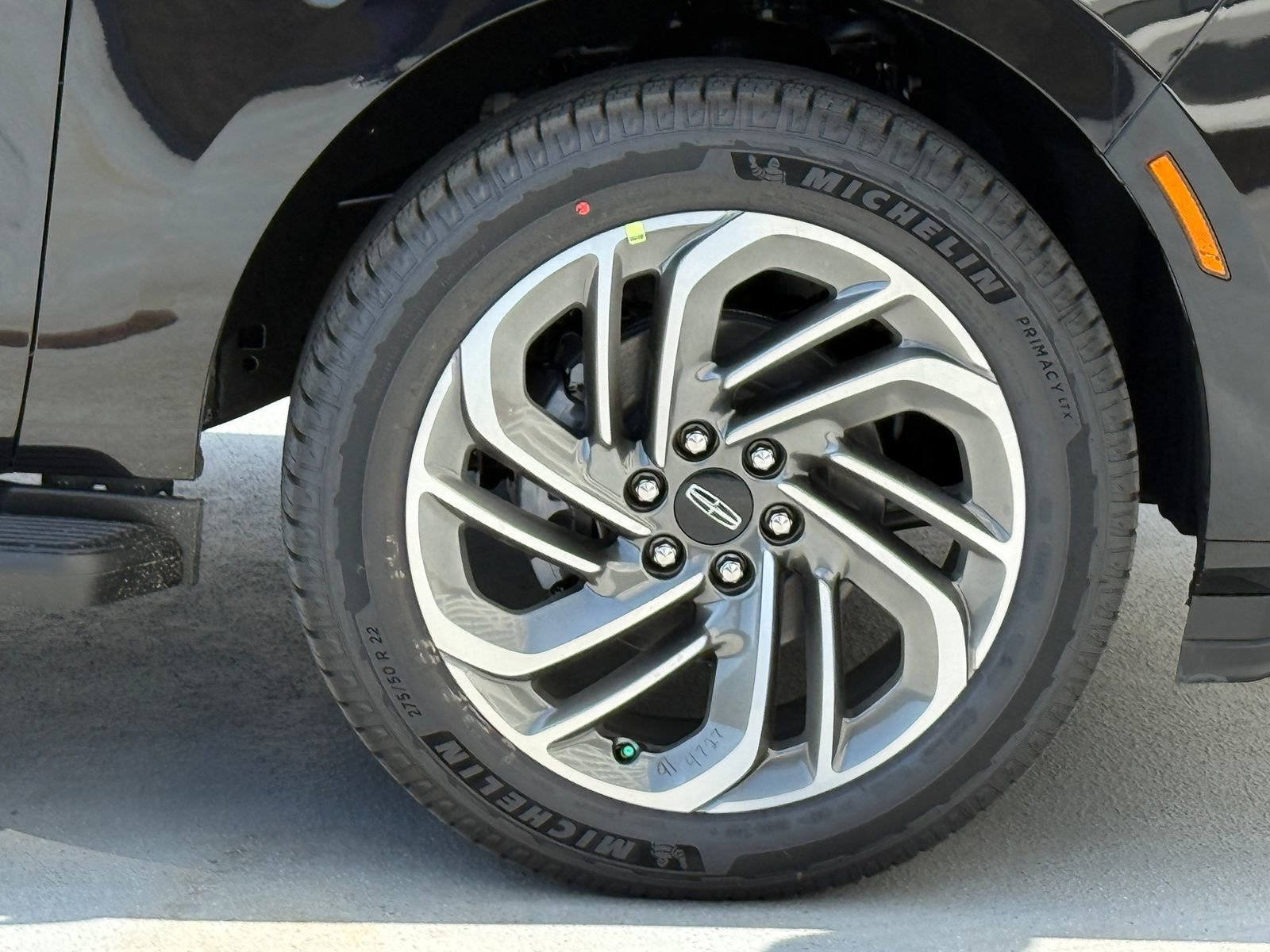 New 2026 Lincoln Navigator Premiere image 7