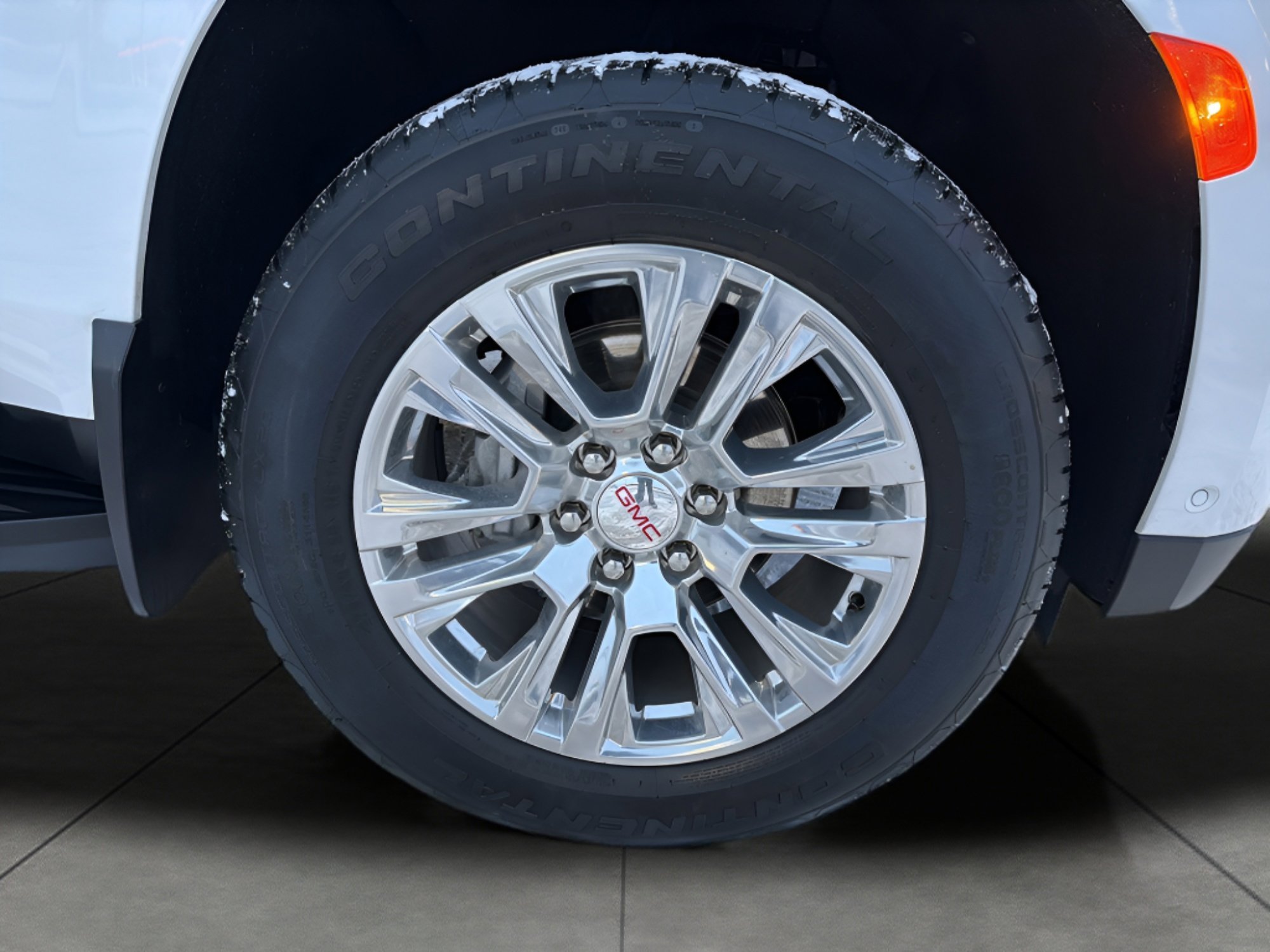 Certified 2024 GMC Yukon XL Denali w/ Advanced Technology Package image 9