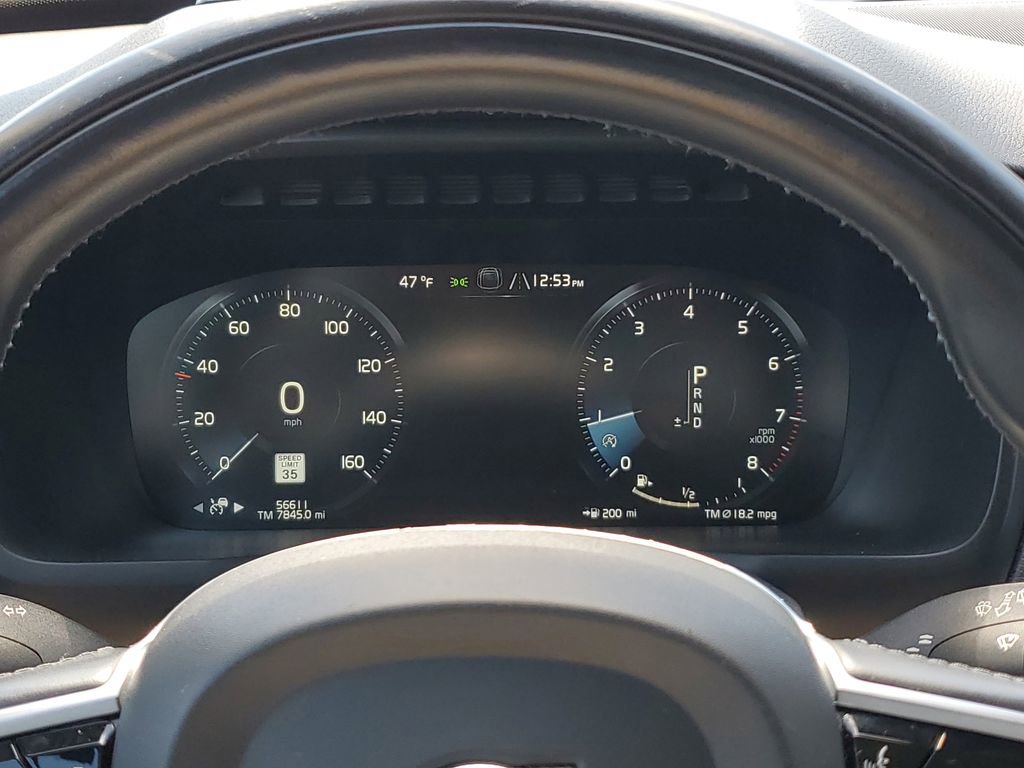 Used 2020 Volvo XC90 T6 Momentum w/ Protection Package Premier image 26