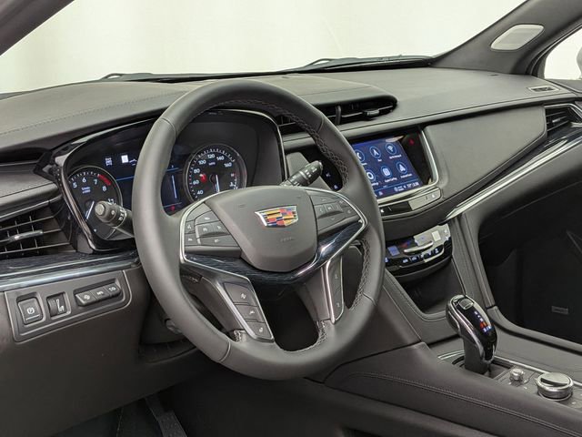 New 2026 Cadillac XT5 Premium Luxury w/ Driver Assist Package image 9