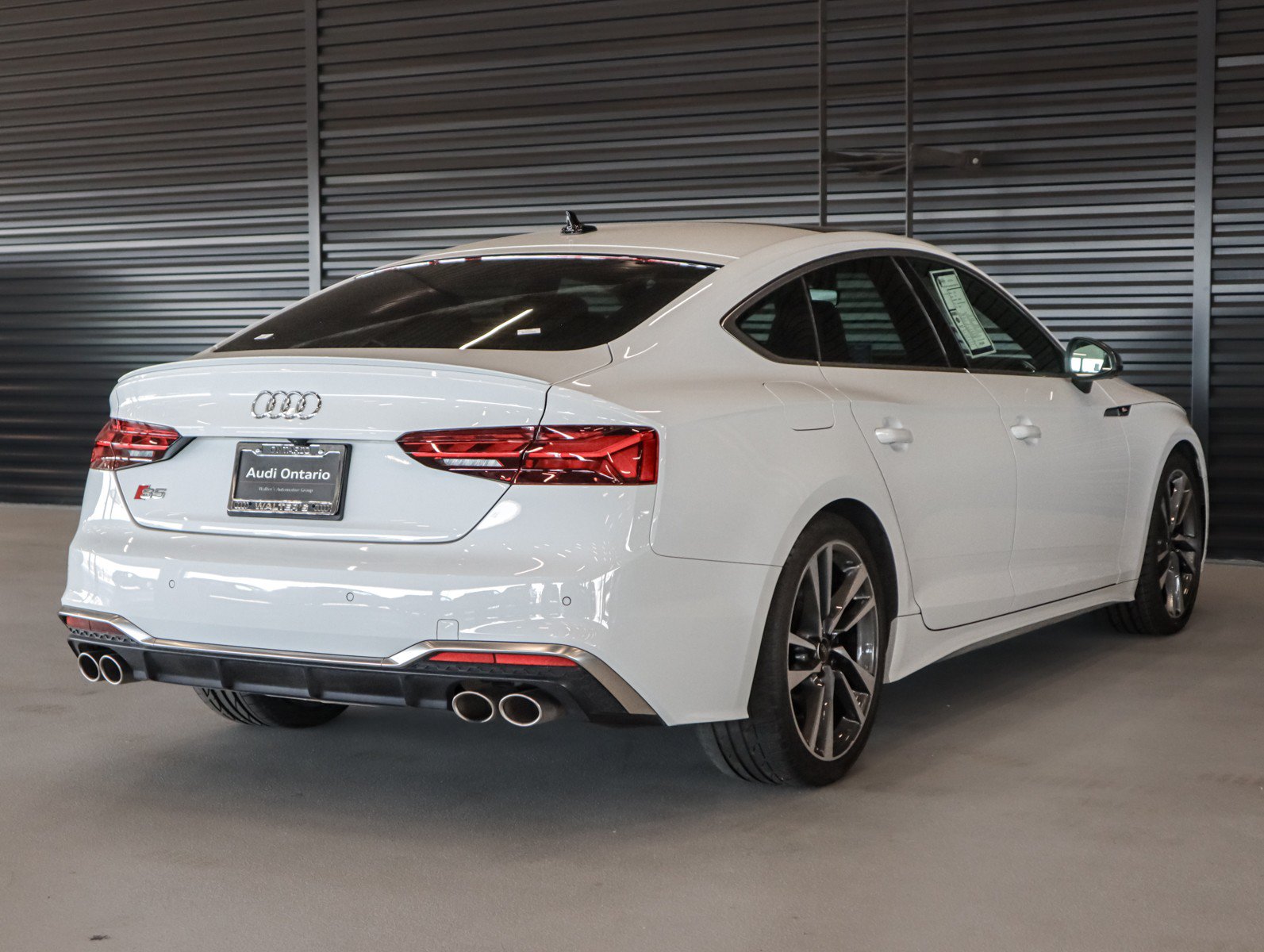 Used 2023 Audi S5 Premium Plus w/ Premium Plus Package AWD/4WD image 17