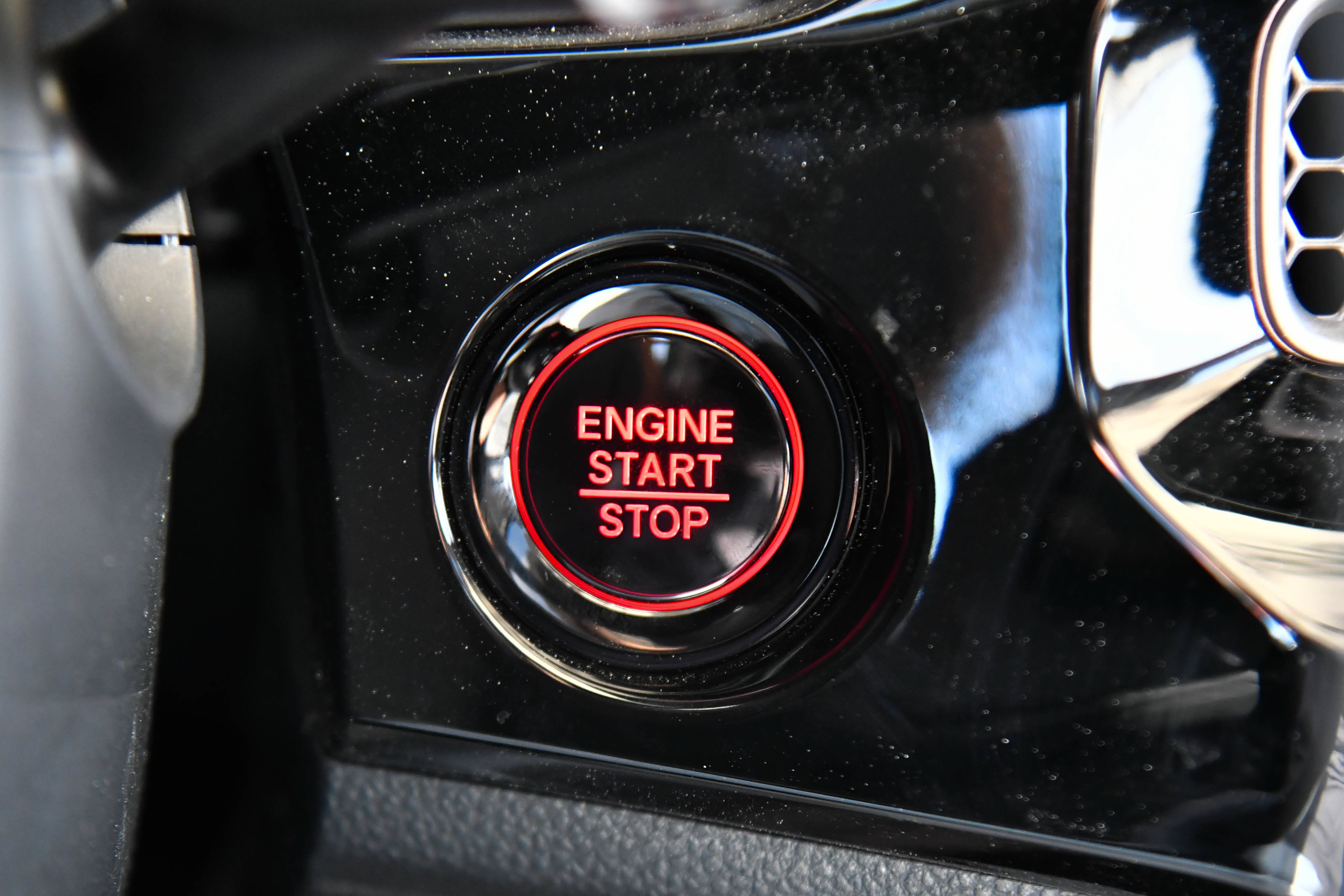 Used 2024 Honda Civic EX-L image 27
