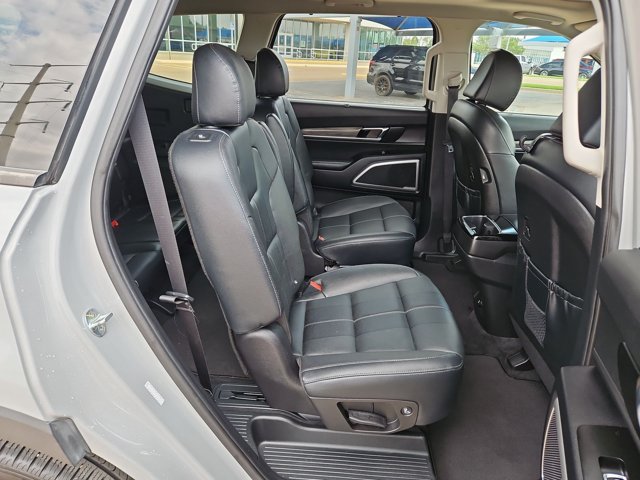 Used 2022 Kia Telluride EX w/ EX Premium Package AWD/4WD image 22