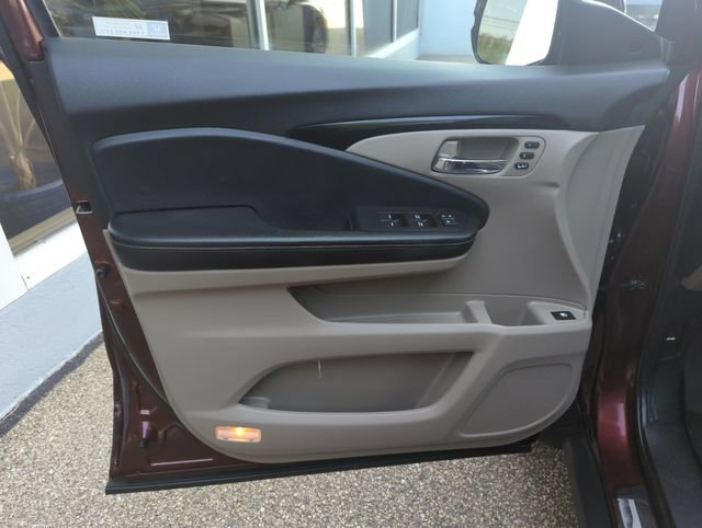 Used 2020 Honda Ridgeline RTL-E image 12