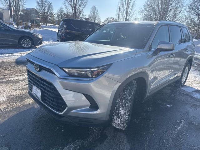 Used 2025 Toyota Grand Highlander AWD image 7