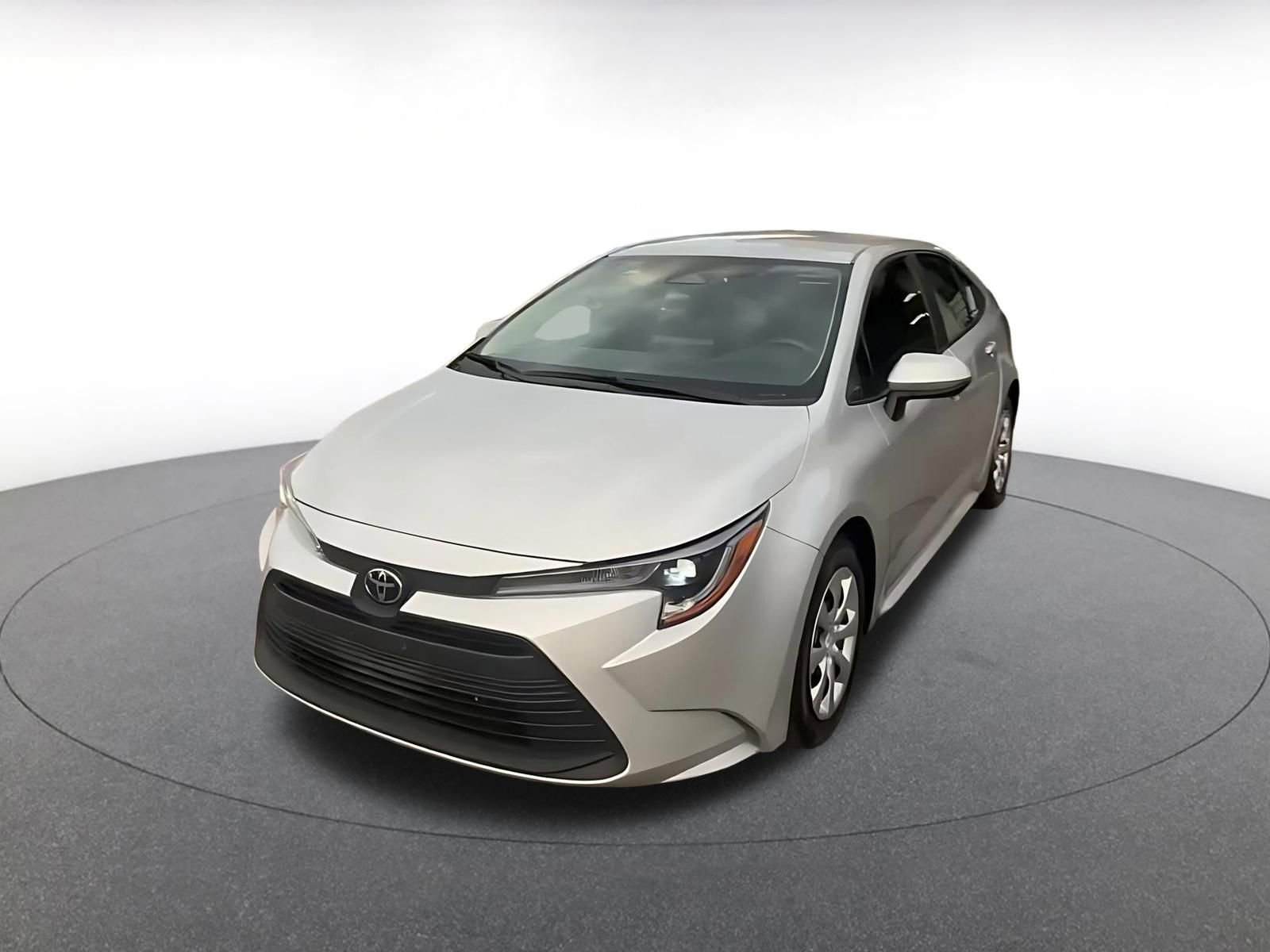 Used 2025 Toyota Corolla LE image 8