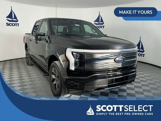 Used 2022 Ford F150 Lightning Lariat image 1