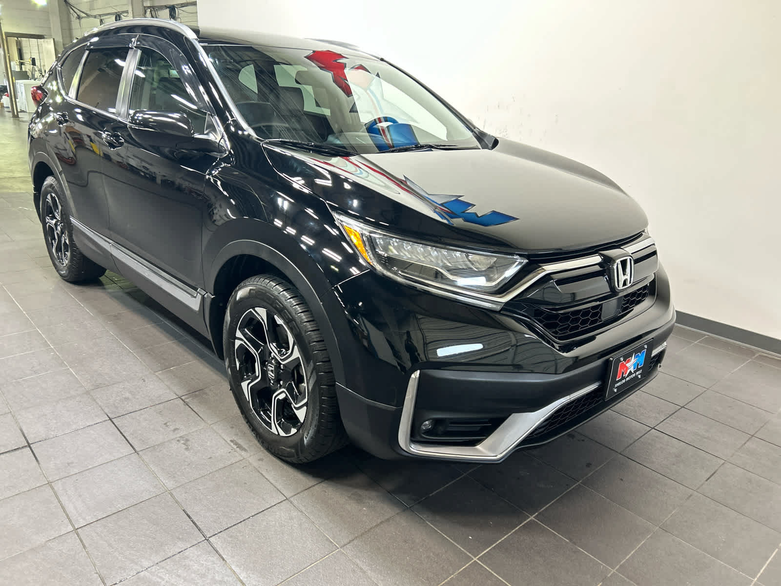 Used 2020 Honda CR-V Touring image 2